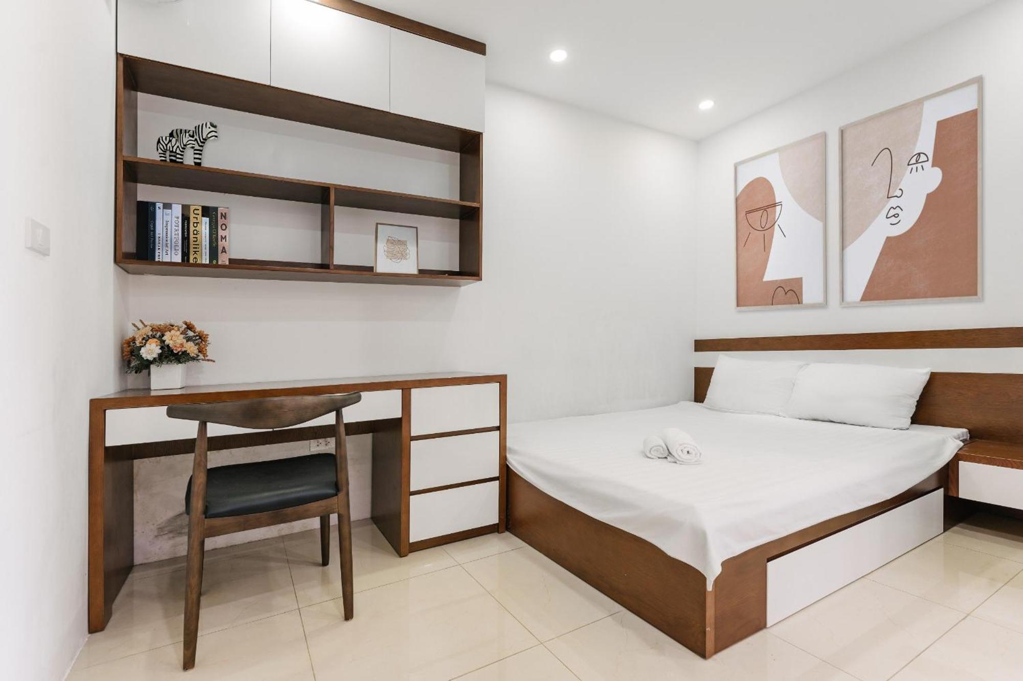 Westlake Homestay Hanoi - D'Le Roi Soleil Rom bilde